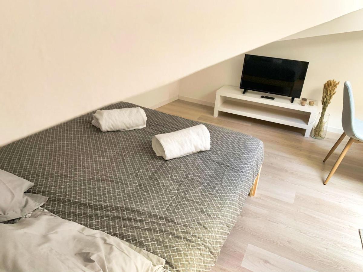 Studio Avec Lumiere D'Ambiance - Proche Victoire Apartment Бордо Екстериор снимка